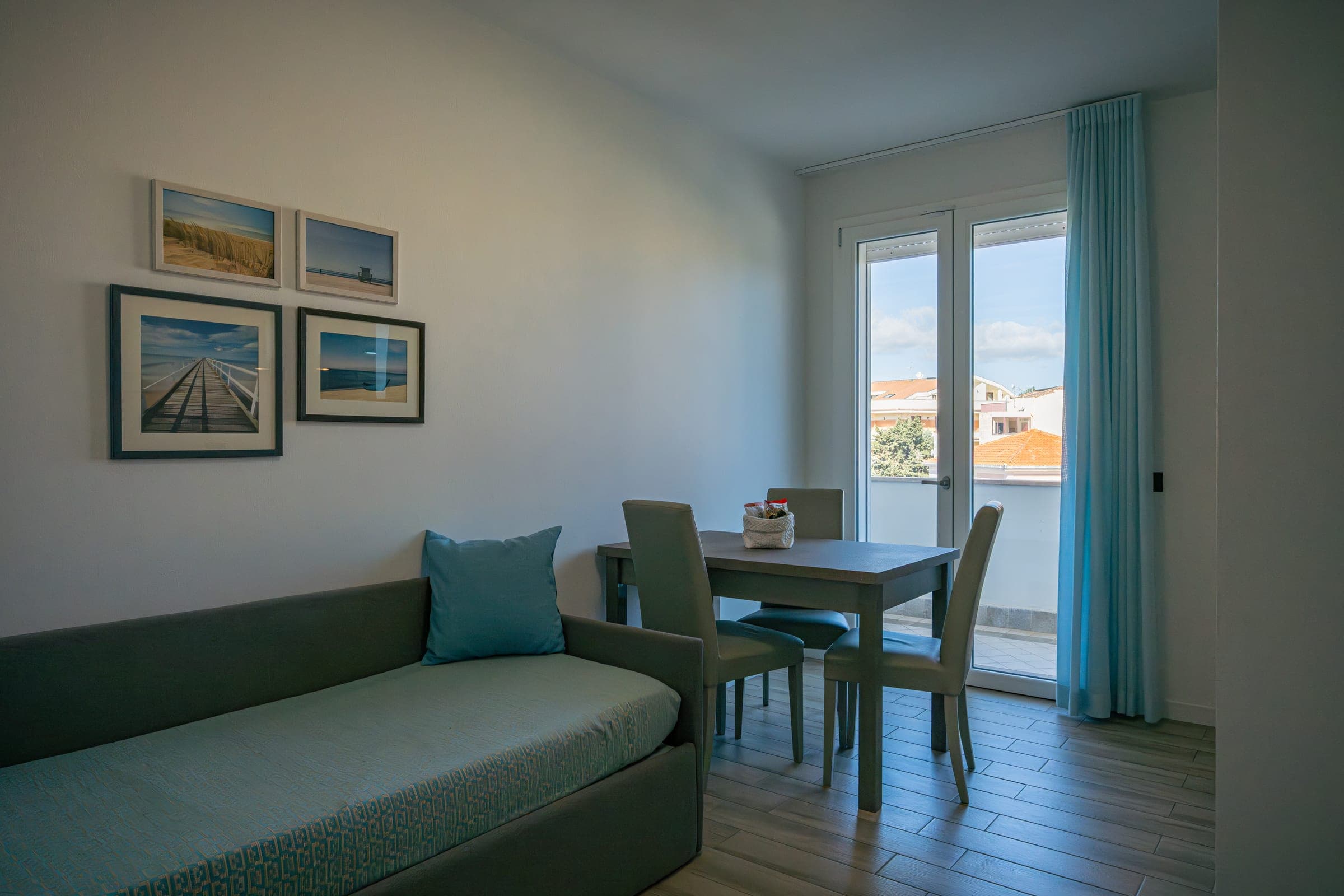 Zwei-Zimmer-Apartment Standard thumbnail 2