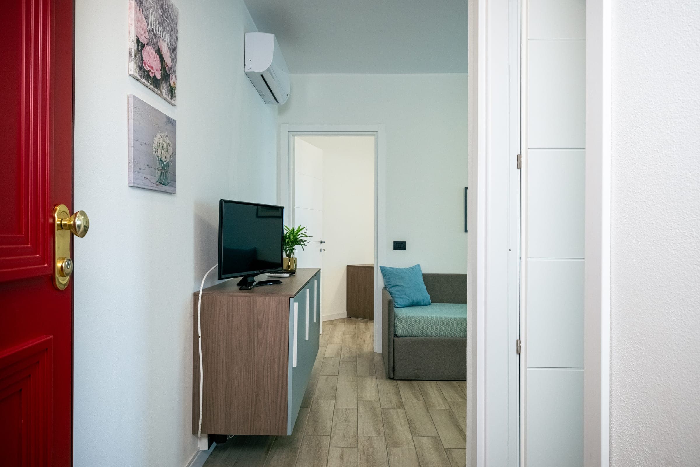 Zwei-Zimmer-Apartment Standard thumbnail 4
