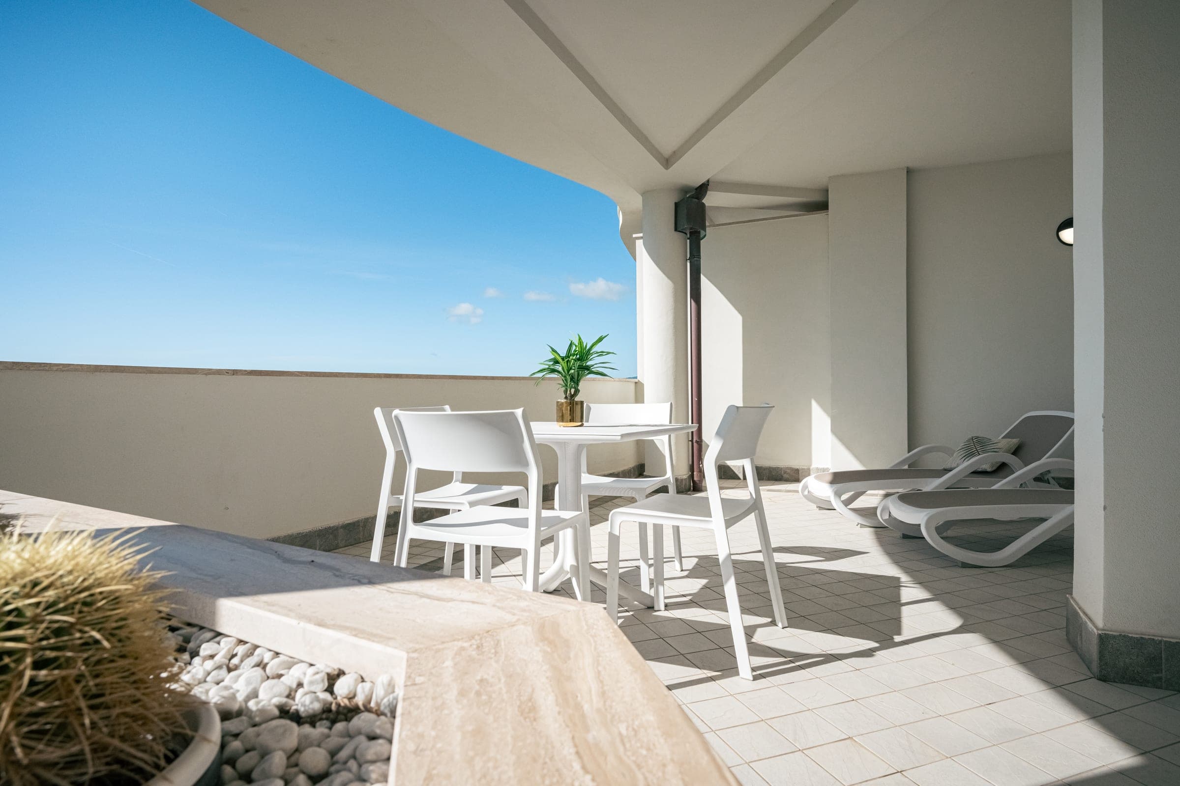 Zwei-Zimmer-Apartment mit Meerblick thumbnail 5