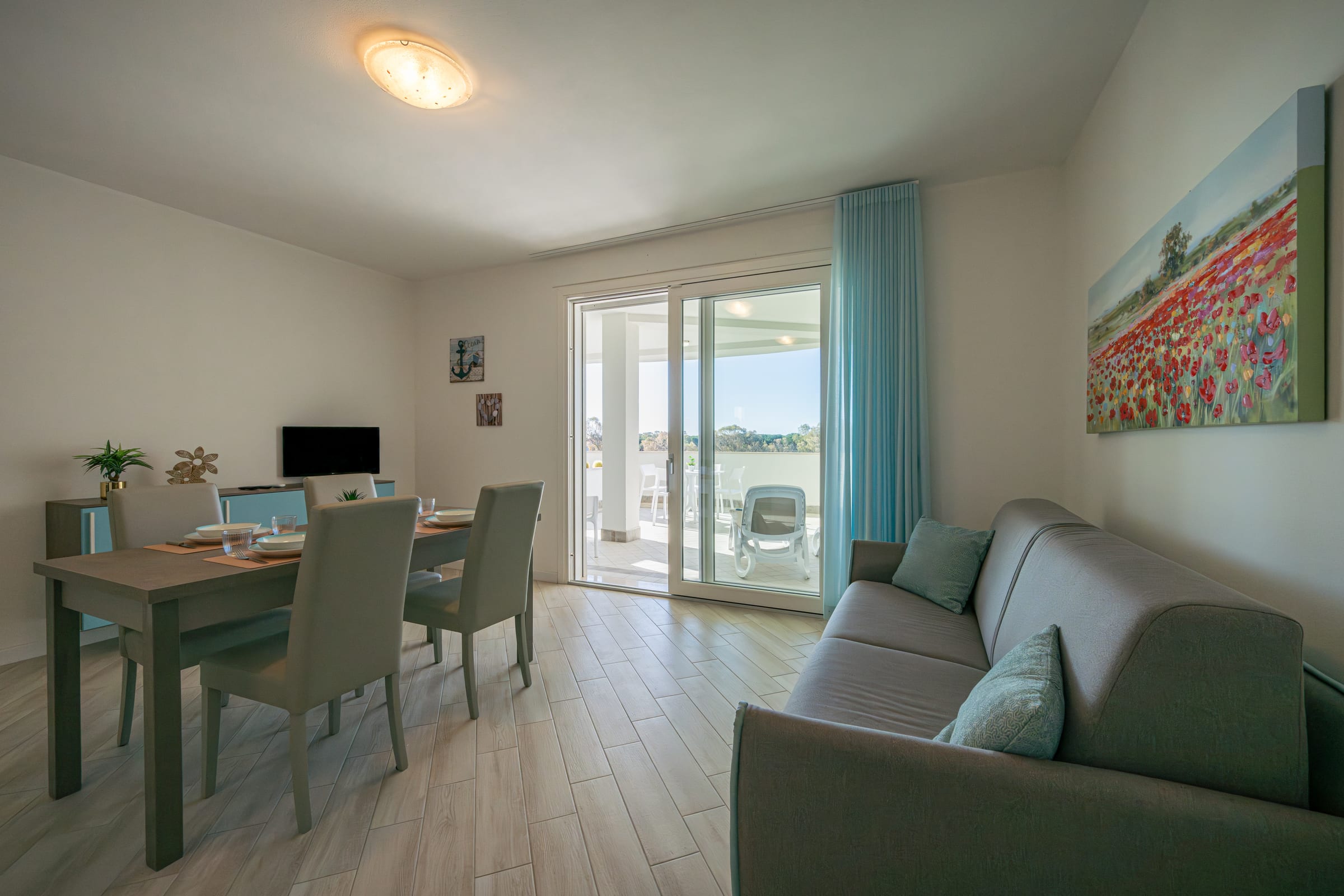 Drei-Zimmer-Apartment mit Meerblick